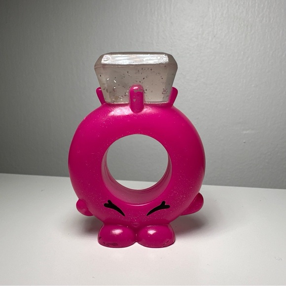 Ronda Ring RARE SHOPKINS McDonald's Happy Meal - Picture 3 of 10